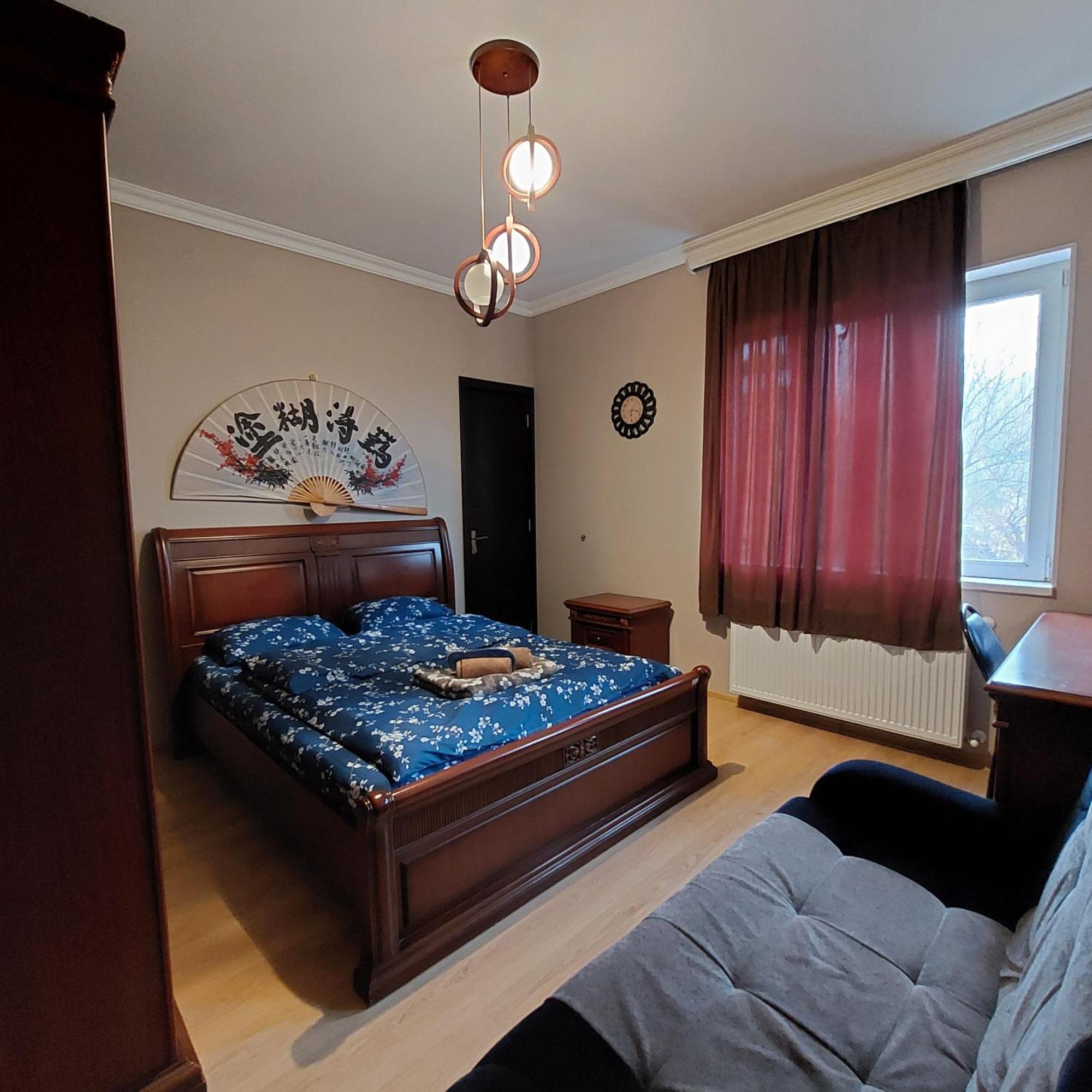 Guesthouse Different Tbilisi Ruang foto